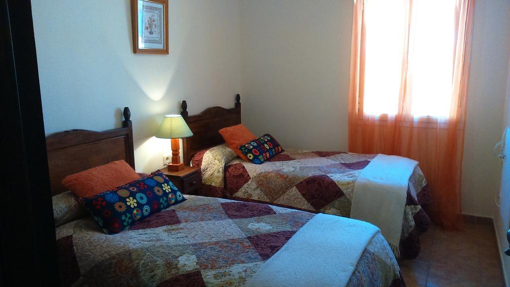 Hostal Rural Molino Del Bombo Aracena Room photo
