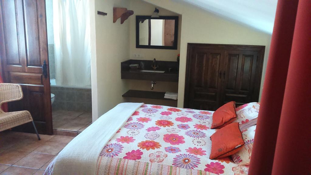 Hostal Rural Molino Del Bombo Aracena Room photo
