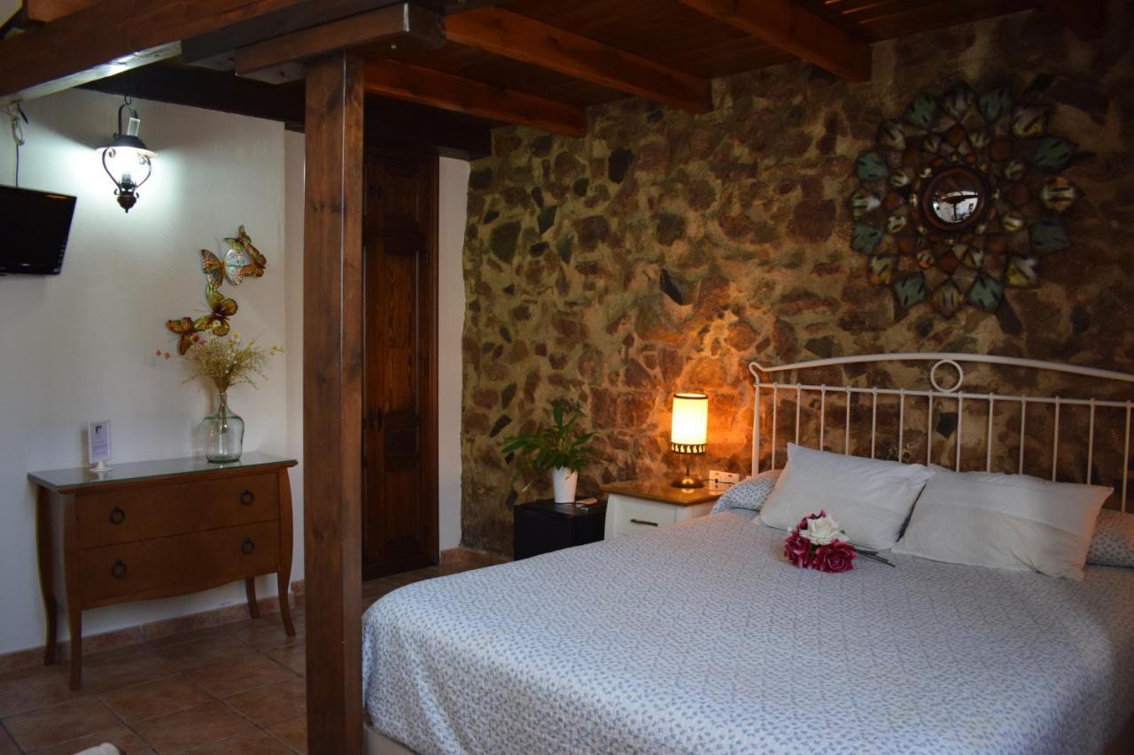 Hostal Rural Molino Del Bombo Aracena Exterior photo